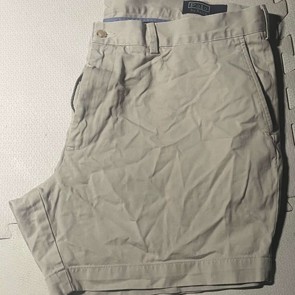 Ralph Lauren Men's Cream Flat Front Shorts
